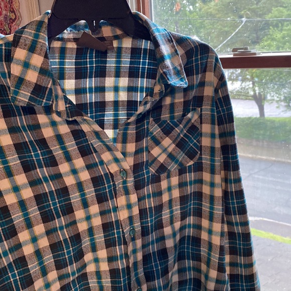 Merrell top - Picture 2 of 3